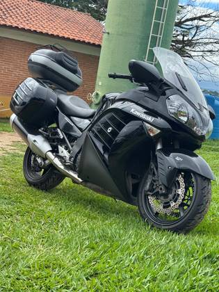 KAWASAKI CONCOURS 14 